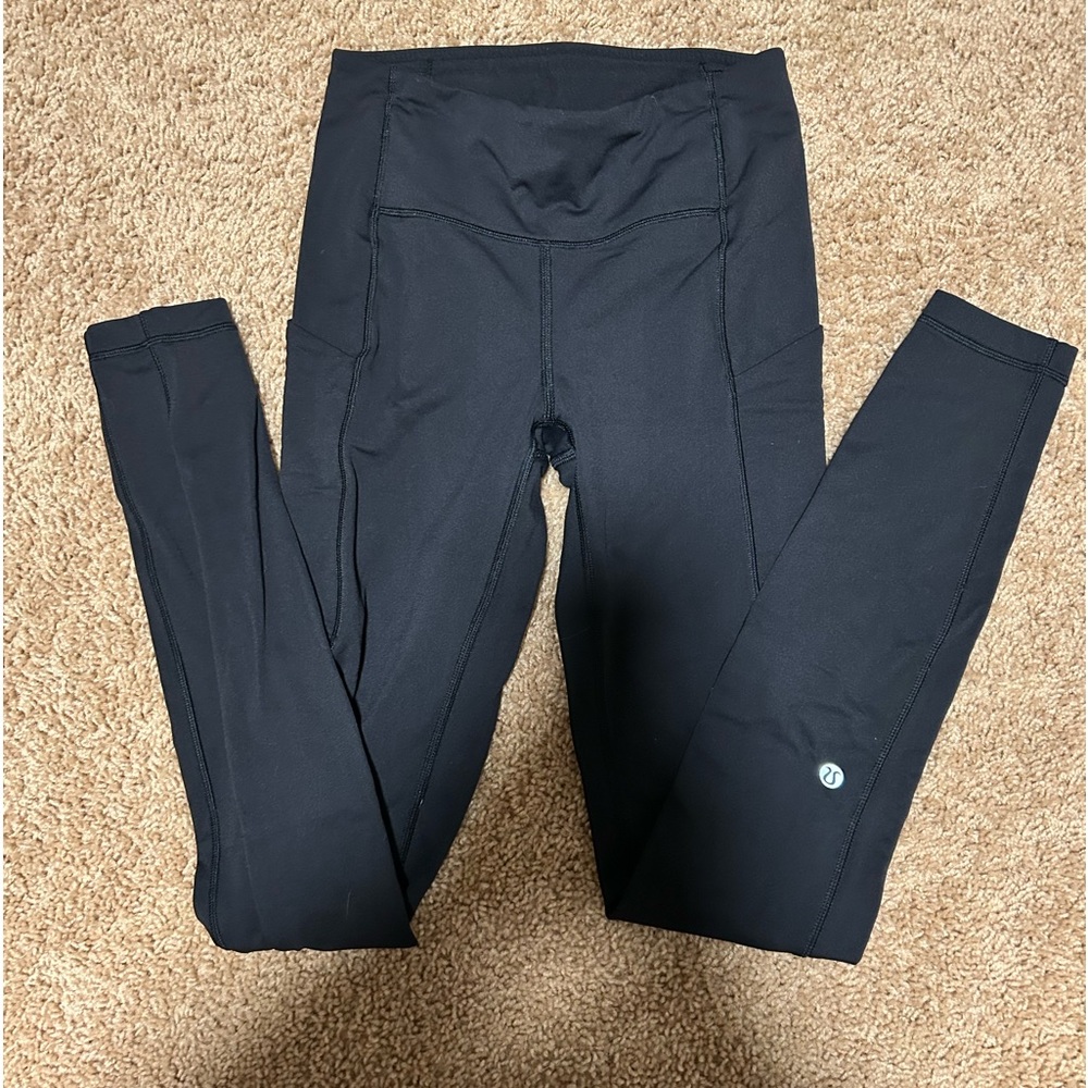 black lulu lemon leggings